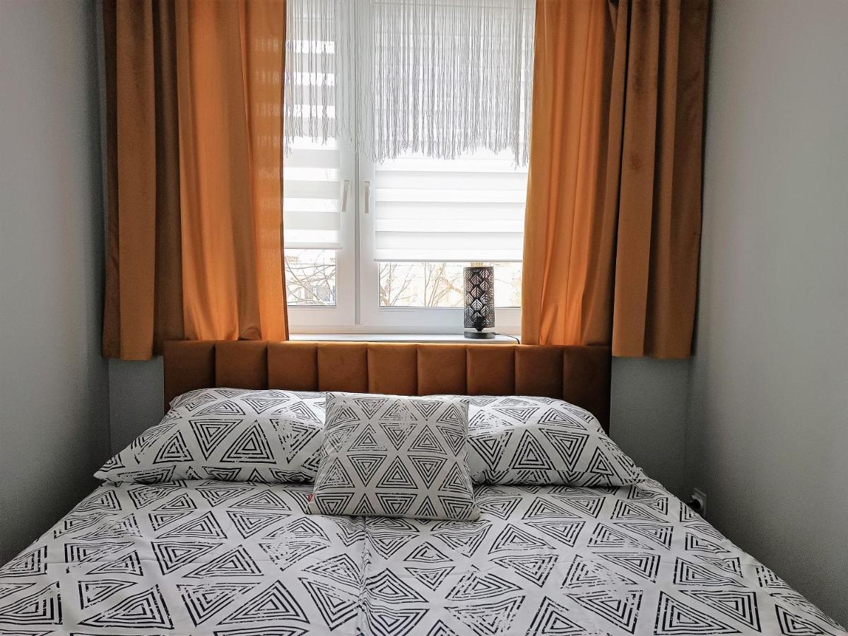 Bursztynowy Apartament Tarnowskie Góry Exterior foto